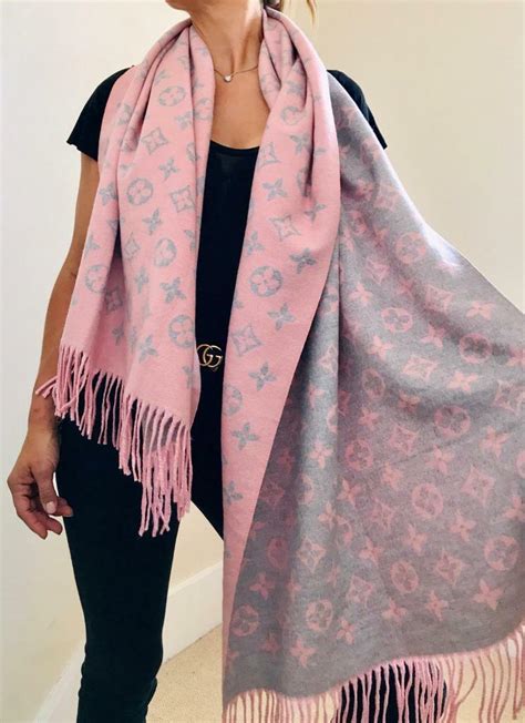 louis vuitton woman scarf|louis vuitton pashmina.